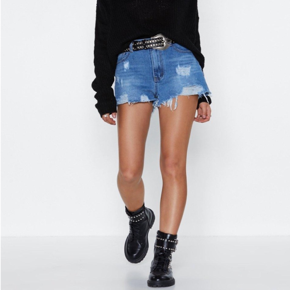 BNWT Shred Light Up Distressed Shorts